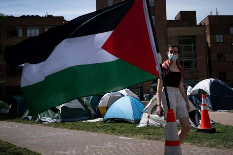Campement d'étudiants pro-palestinien sur le camps de l'Université George Washington, le 3 mai 2024 à Washington ( AFP / Brendan Smialowski )
