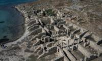 Le site archéologique de l'île de Délos, le 24 mai 2024  ( AFP / Aris MESSINIS )