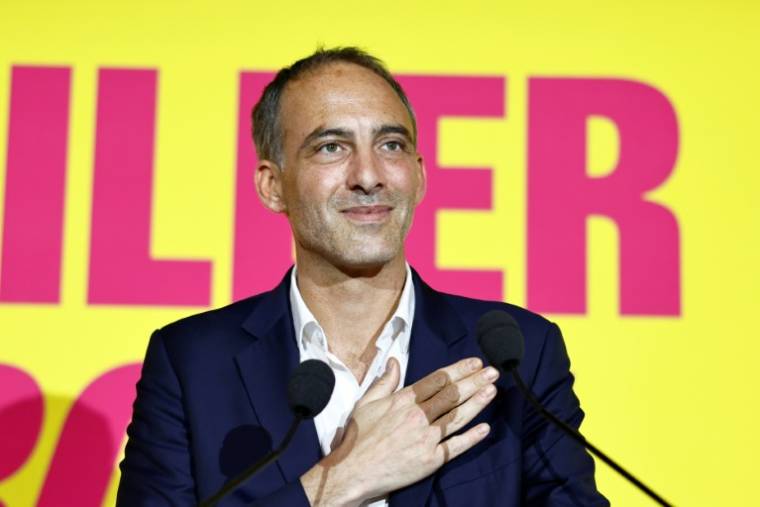 Raphaël Glucksmann, tête de liste PS-Place publique aux élections européennes, le 9 juin 2024 à Paris ( AFP / Sameer Al-Doumy )