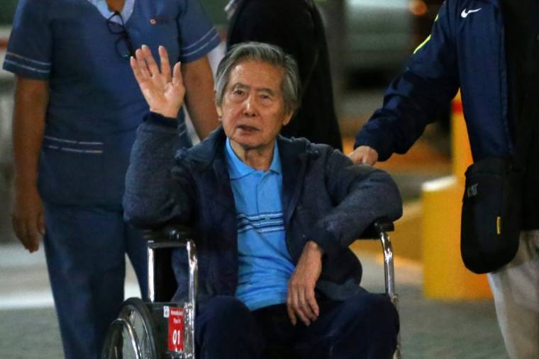 Photo d'archive d'Alberto Fujimori, ancien président du Pérou, prise le 4 janvier 2018 à Lima. ( AFP / LUKA GONZALES )
