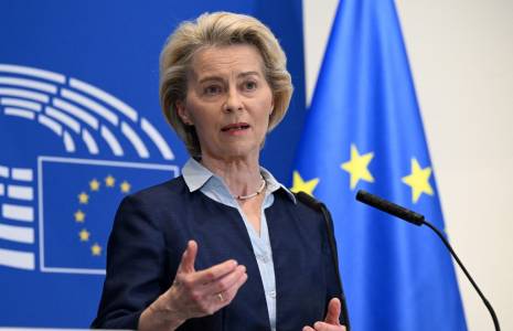 Ursula von der Leyen à Bruxelles, en Belgique, le 10 avril 2024. ( AFP / JOHN THYS )