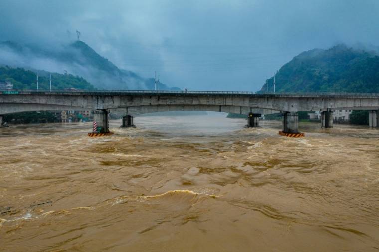 Inondations à Qingyuan, dans la province du Guangdong, le 22 avril 2024 dans le sud de la Chine ( AFP / STR )
