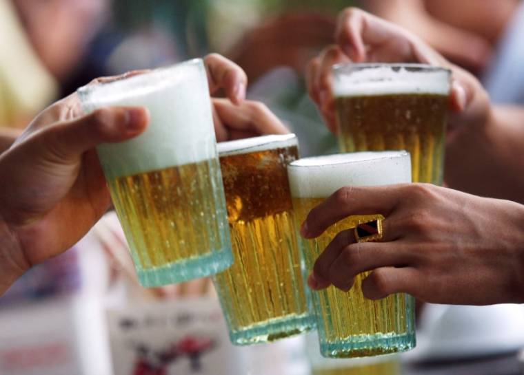 LA COUR DES COMPTES DÉNONCE LA "TOLÉRANCE" DE L'ÉTAT SUR L'ALCOOL