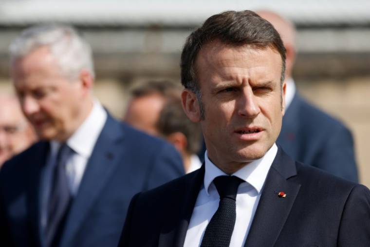 Le président français Emmanuel Macron  ors d'un déplacement à Bergerac, dans le sud ouest de la France le 11 avril 2024 ( POOL / Ludovic MARIN )