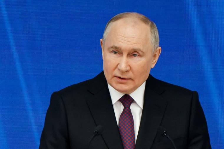 Le président russe Vladimir Poutine prononce son discours annuel devant l'Assemblée fédérale