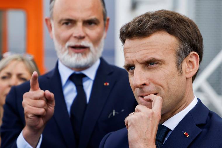 Emmanuel Macron et Edouard Philippe, le 14 avril 2022 au Havre. ( AFP / Ludovic MARIN )