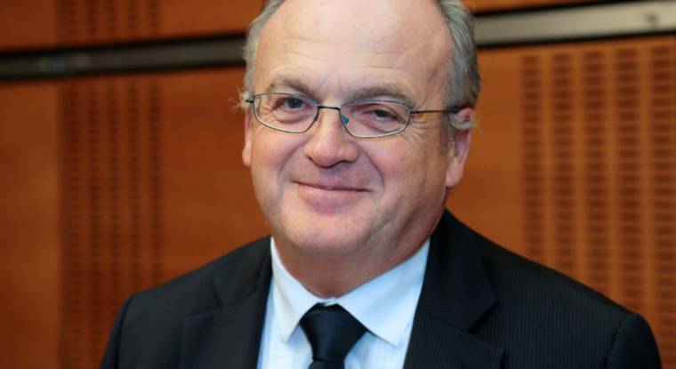 Philippe Yvin, président du directoire de la Société du Grand Paris (SGP) à Paris, le 15 septembre 2015 (© J. Demarthon / AFP)
