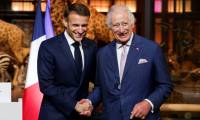 Le roi Charles III (d) et le président Emmanuel Macron au museum d'Histoire naturelle à Paris, le 21 septembre 2023 ( POOL / Ludovic MARIN )