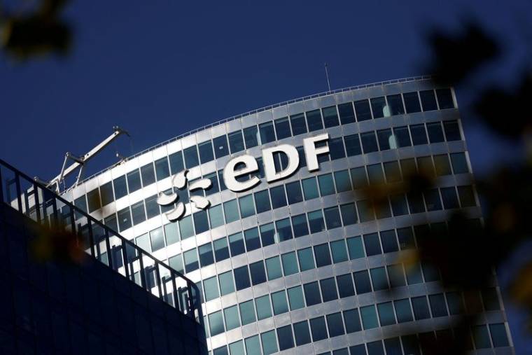 Le siège d'EDF dans le quartier financier de La Défense à Paris