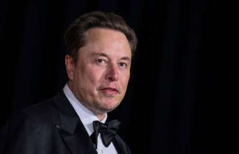 Le patron du constructeur automobile américain Tesla, Elon Musk, le 13 avril 2024 à Los Angeles ( AFP / ETIENNE LAURENT )