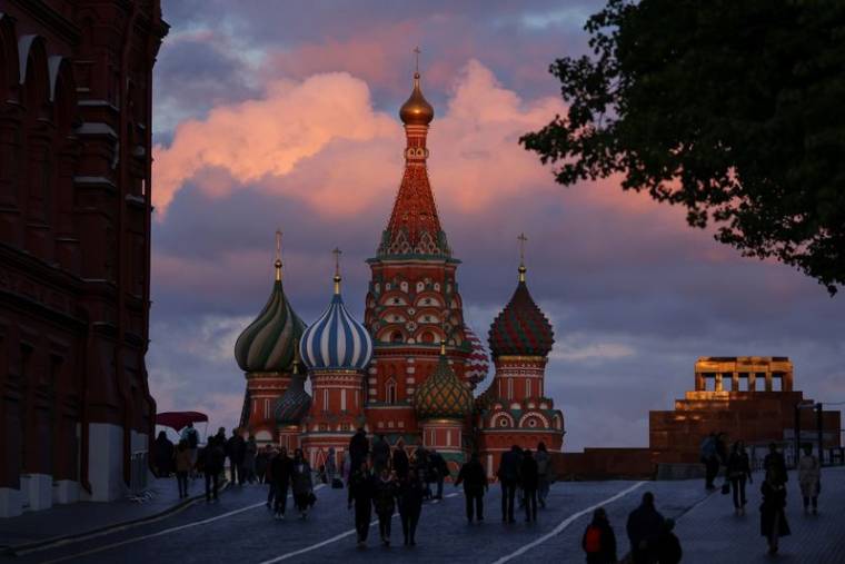 LA RUSSIE PRÉVOIT UNE CONTRACTION DE SON PIB INFÉRIEURE À 3% EN 2022