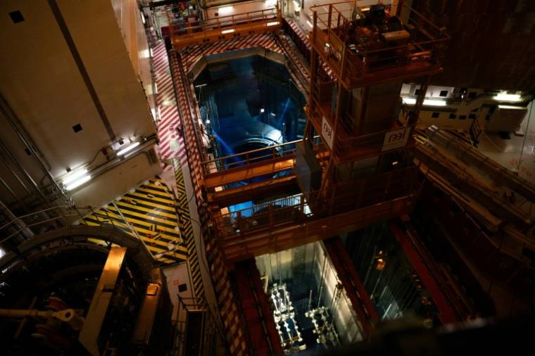 La piscine du réacteur nucléaire de Flamanville 3, le 25 avril 2024 dans la Manche ( AFP / Lou BENOIST )