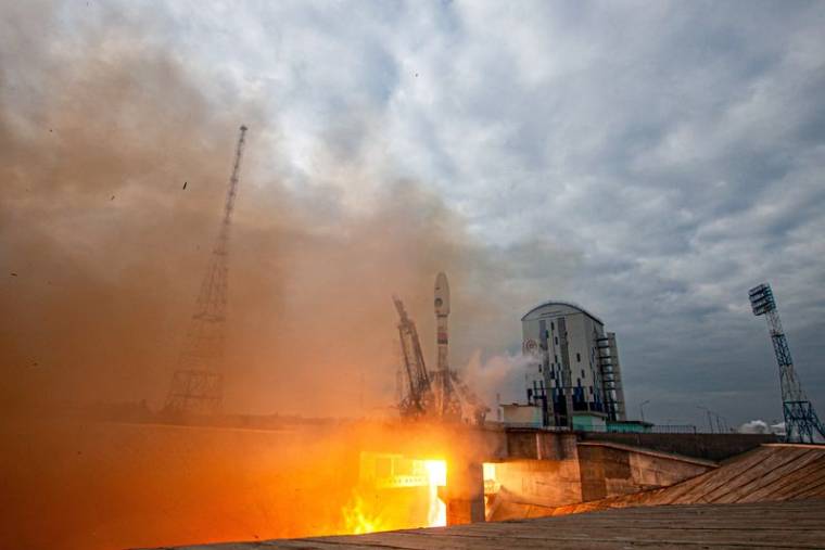 Le lanceur de fusée transportant l'atterrisseur lunaire Luna-25 décolle au cosmodrome de Vostochny, Russie
