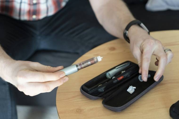 Médecins sans frontières a appelé mercredi les sociétés pharmaceutiques à baisser les prix des stylos à insuline et des nouveaux médicaments contre le diabète pour mettre fin à "une politique de deux poids deux mesures" ( AFP / Niklas HALLE'N )