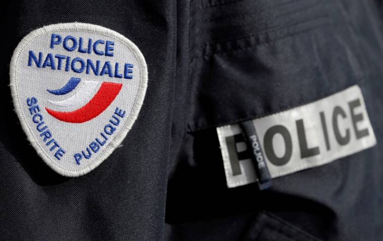 UN POLICIER SOUPÇONNÉ DE VIOLENCES CONTRE UN LYCÉEN RENVOYÉ EN CORRECTIONNELLE