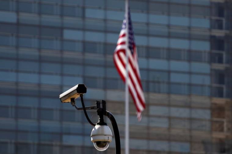 Caméras de surveillance devant l'ambassade américaine à Pékin