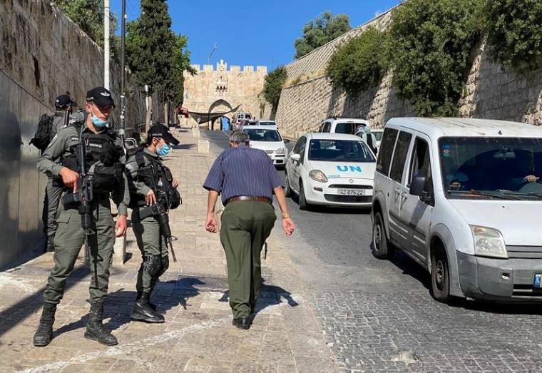 LA POLICE ISRAÉLIENNE ABAT UN PALESTINIEN NON ARMÉ À JÉRUSALEM, RAPPORTENT DES MÉDIAS