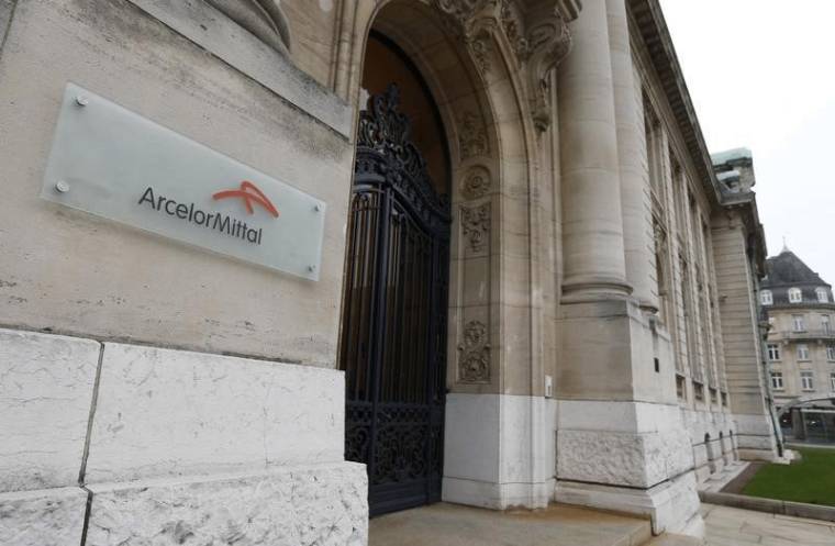ARCELORMITTAL DIT AVOIR RECRUTÉ 700 PERSONNES EN CDI EN FRANCE CETTE ANNÉE