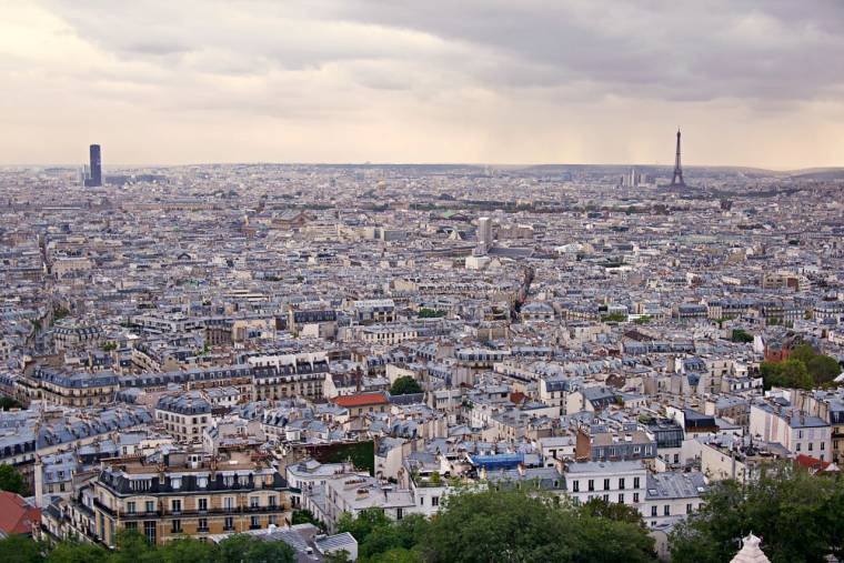 Si Paris détient le record incontesté des prix, la capitale ne pèse que 20% des volumes de ventes de la région (Crédits photo : Unsplash - Jenil Gogari )