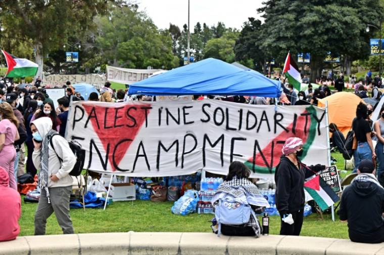 Le campus de l'université USC occupé par des manifestants pro-palestiniens, le 25 avril 2024 à Los Angeles ( AFP / Frederic J. Brown )