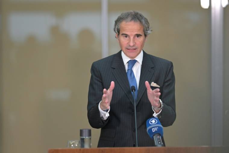 Le chef de l'Agence internationale de l'énergie atomique (AIEA), Rafael Grossi, lors d'une conférence de presse à l'aéroport international de Vienne, le 7 mai 2024 ( AFP / Joe Klamar  )