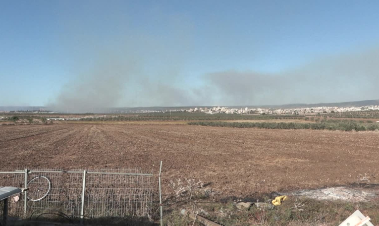 Incendie près d'un kibboutz dans le nord d'Israël après un tir de roquettes du Liban