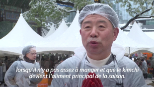 Corée du Sud : préparation géante de kimchi, du chou pimenté, à Séoul