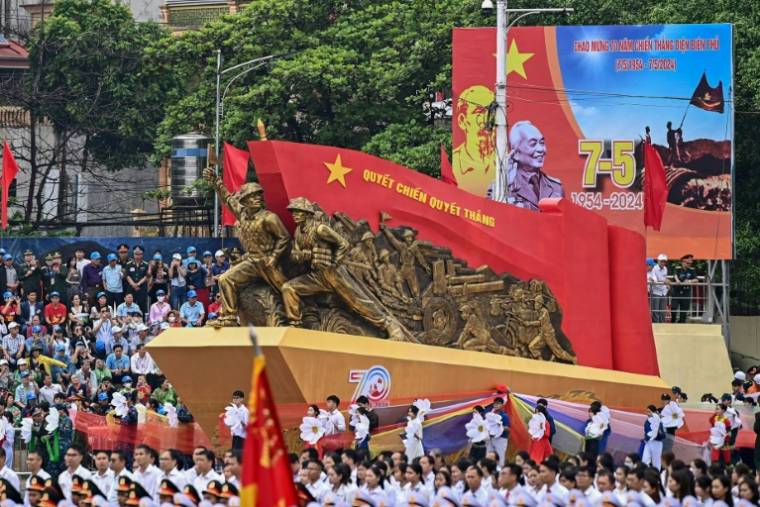 Célébrations officielles du 70e anniversaire de la victoire de Dien Bien Phu contre les troupes françaises, le 7 mai 2024 à Dien Bien Phu, au Vietnam ( AFP / Nhac NGUYEN )