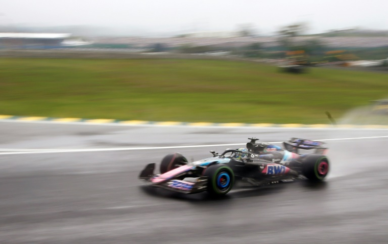 Le pilote français d'Alpine, Esteban Ocon, lors du GP de F1 du Brésil, sur le circuit d'Interlagos, à Sao Paulo, le 3 novembre 2024 ( AFP / Miguel Schincariol )