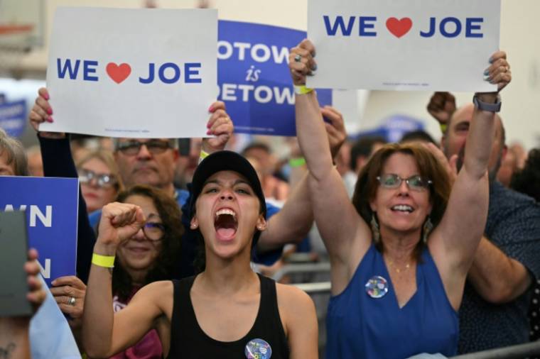 Des partisans du président américain Joe Biden lors d'un meeting de campagne, le 12 juillet 2024 à Détroit, dans le Michigan ( AFP / Mandel NGAN )