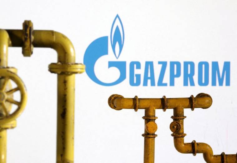 GAZPROM MAINTIENT LA PRESSION SUR LES FLUX DE GAZ VERS L'EUROPE