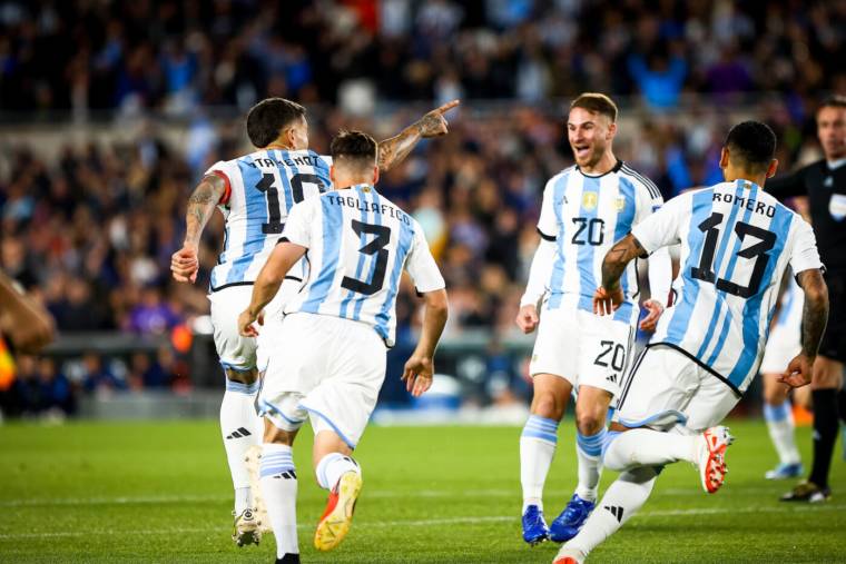 La sélection de Scaloni pour le choc Argentine-Brésil