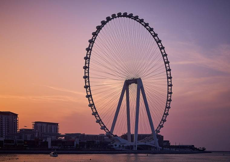 Inaugurée au mois d’octobre 2021 sur l’île de Bluewaters, la Ain Dubaï est la grande roue de tous les records. crédit photo : Getty images