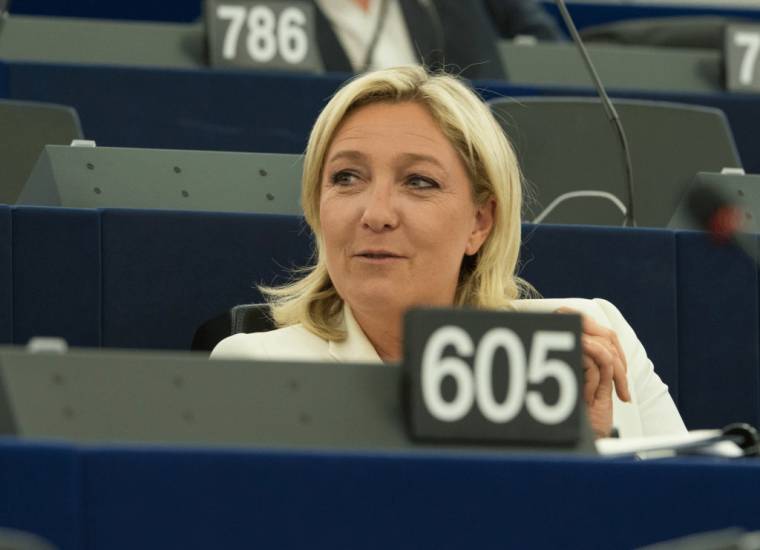Marine Le Pen. Le Parlement européen déclenche une première retenue sur salaire en février